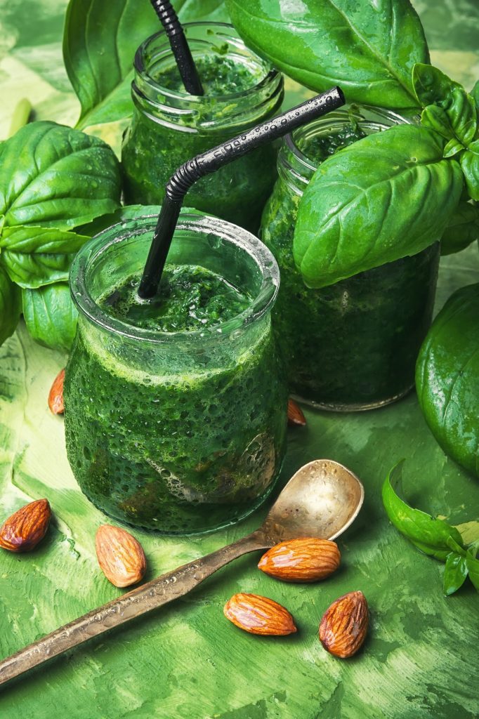 Fresh spinach smoothies