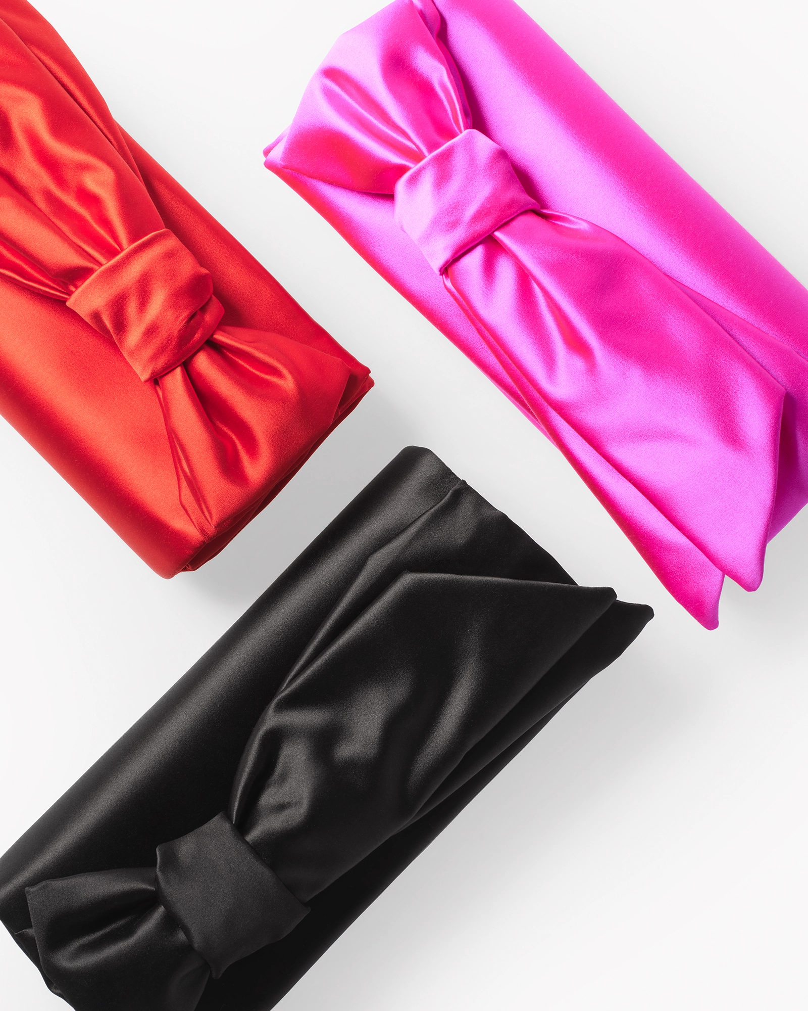 Carolina Herrera Spring Summer 2026 Karlita Bow Clutch