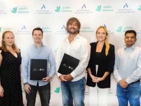 Deliveroo and Alshaya Group executives at the partnership signing for beauty and retail delivery in Kuwait and the UAE