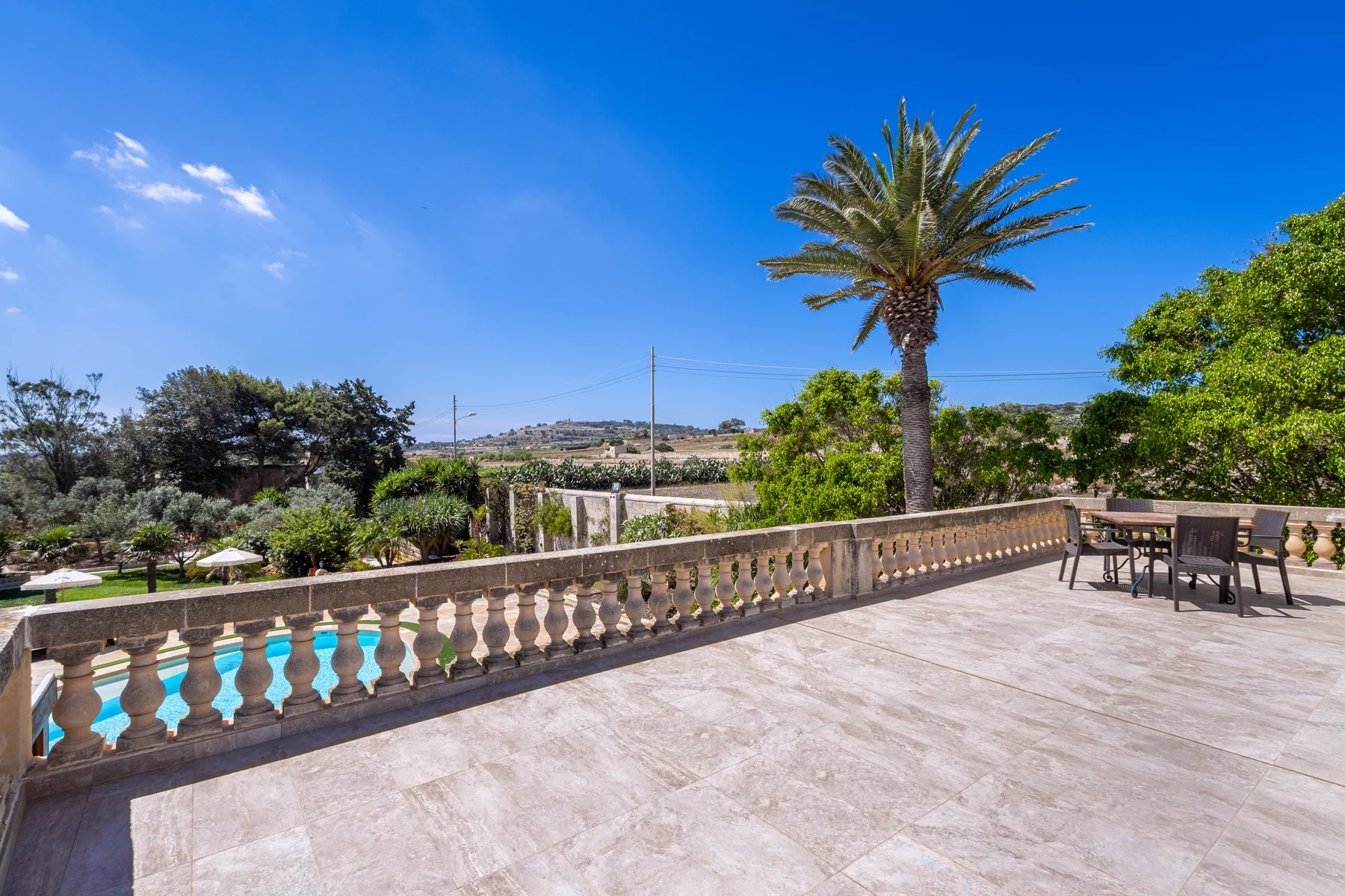 The terrace of Room 1 at Villa Barumbara Tal-Laring, Malta