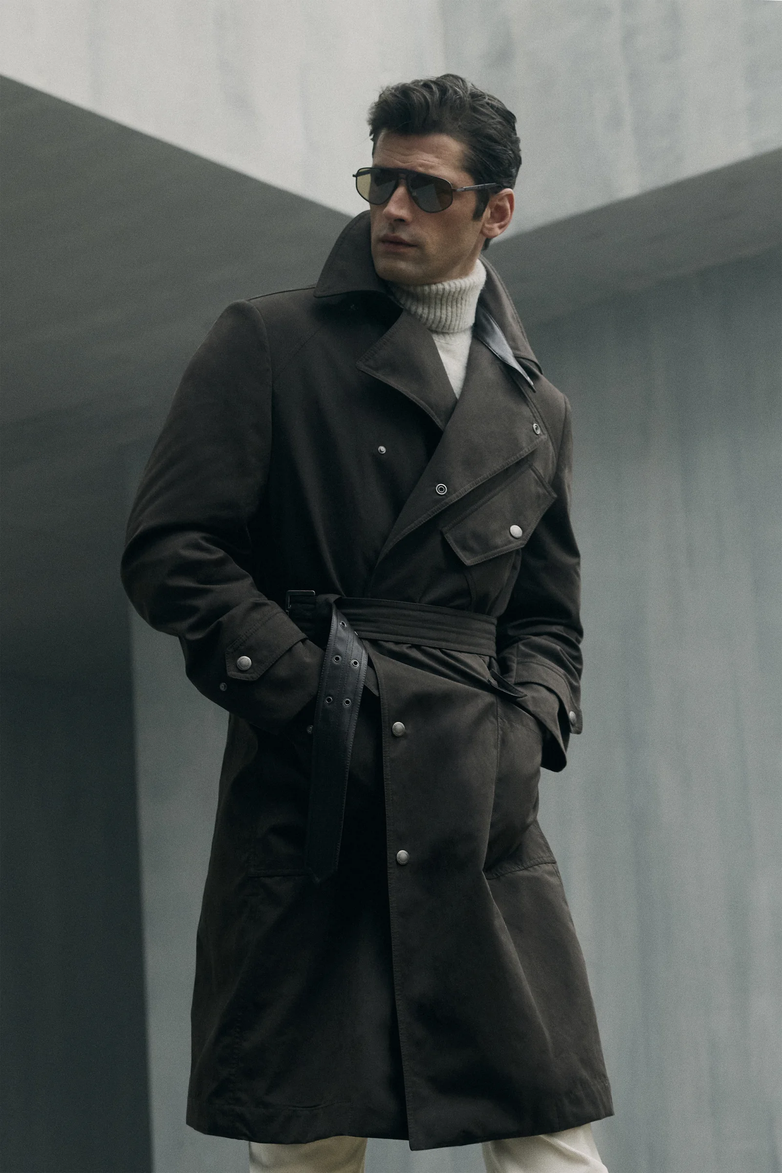 A model in a Brunello Cucinelli double-breasted coat, Ars Imitatur Naturam Fall Winter 2026