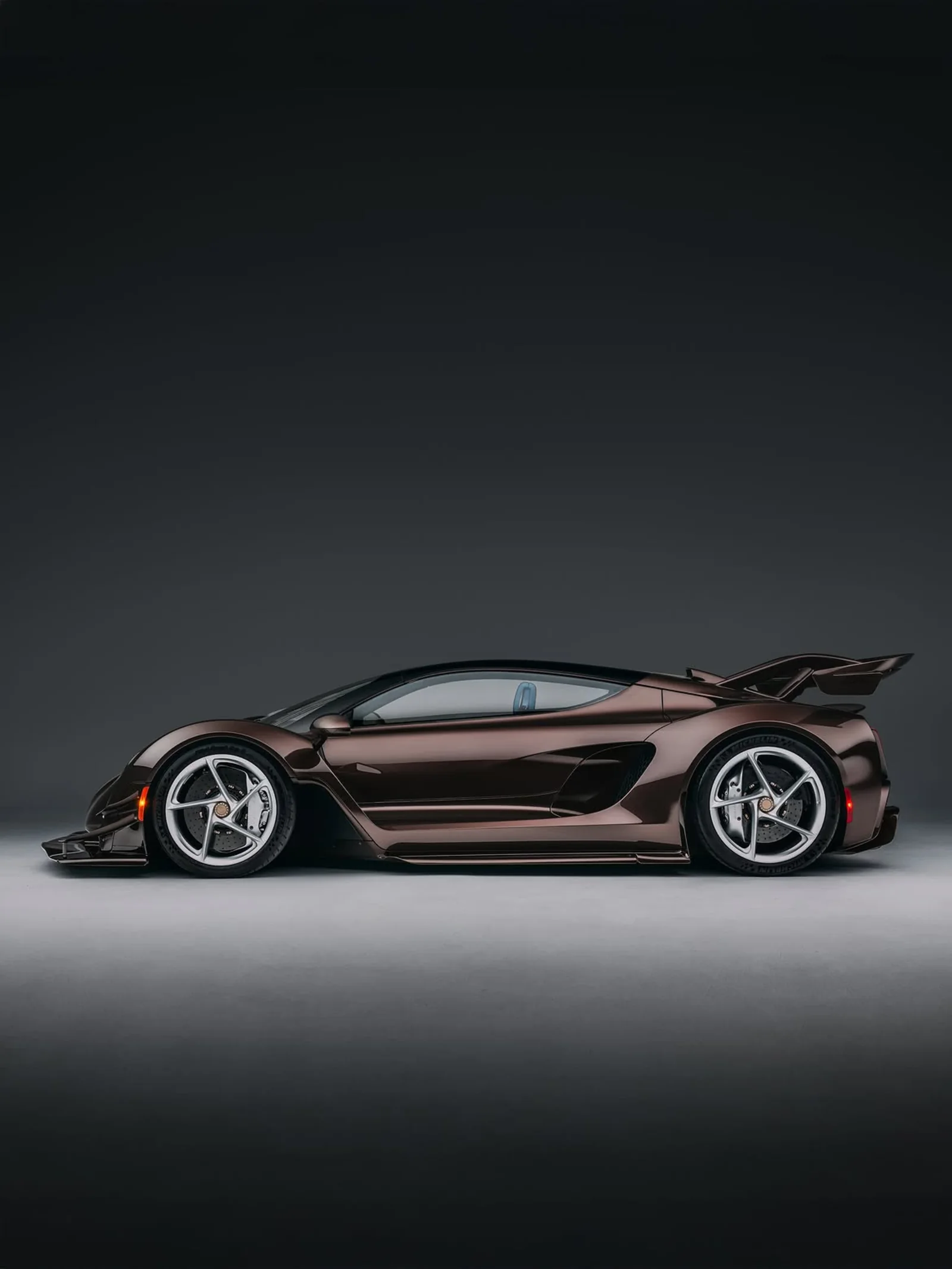 Czinger 21C Spyder side profile showing sculptural bodywork